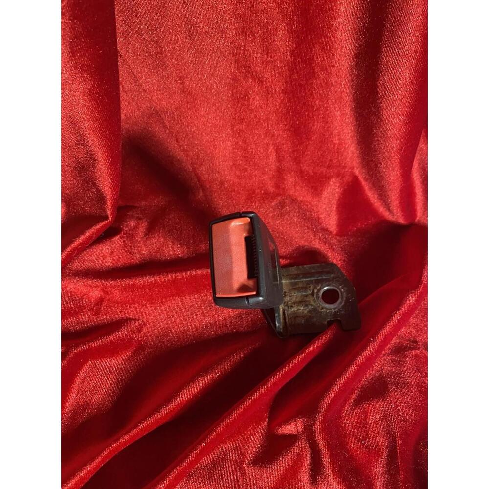 2013-2016 FORD FUSION REAR LEFT SIDE SEAT BELT OEM
